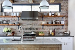 Unfitted French style kitchen