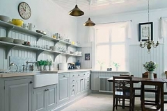 Unfitted French style kitchen
