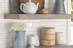Unfitted French style kitchen